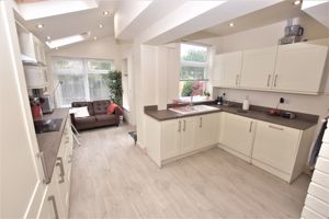 Kitchen- click for photo gallery